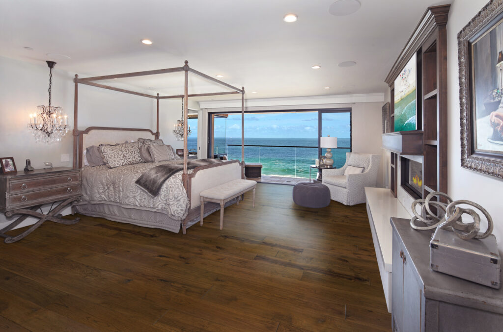 Cottage Mocha Engineered Hardwood Room Scene