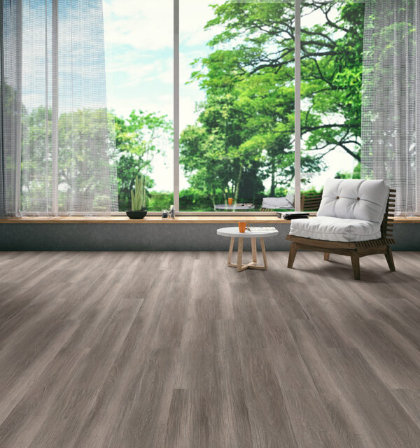 Summit Julington LVP Room Scene